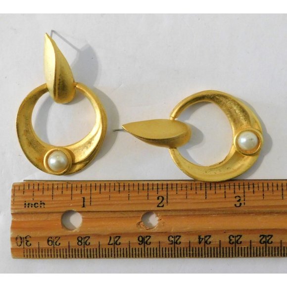 Vintage 1980s Collection 7 Earrings Round Dangle Faux Pearl Pierced Matte Gold - Picture 4 of 4